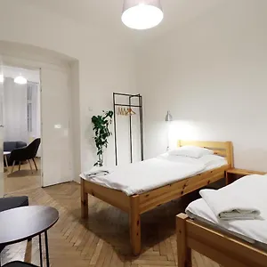 zkontrolujte dostupnost