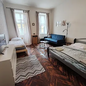 zkontrolujte dostupnost